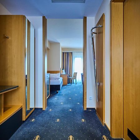 Hotel Theresientor Straubing Esterno foto